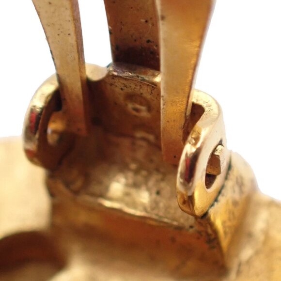 CHANEL CC Logo Heart Button Earrings 97 P Clip-On Gold-Plated Vintage 81RF573 - Picture 6 of 9